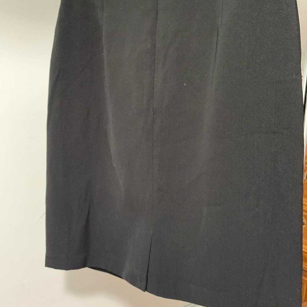 Women size 6 skirt
